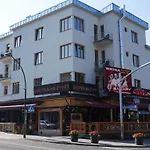 Zamoyskiego - Watra Panzió 3*