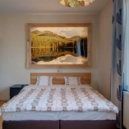 Zamoyskiego - Watra Bed & Breakfast 3*