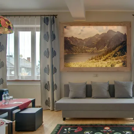 Zamoyskiego - Watra Bed & Breakfast