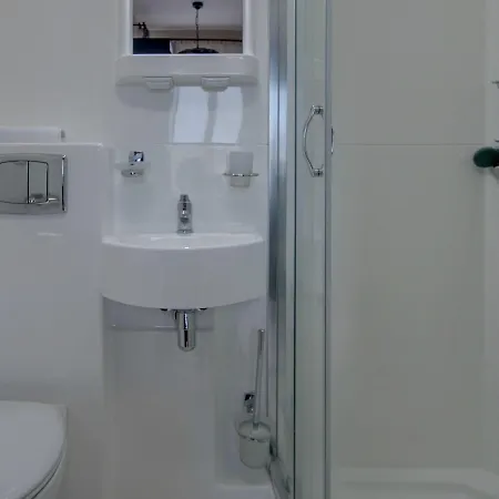 Zamoyskiego - Watra B&B